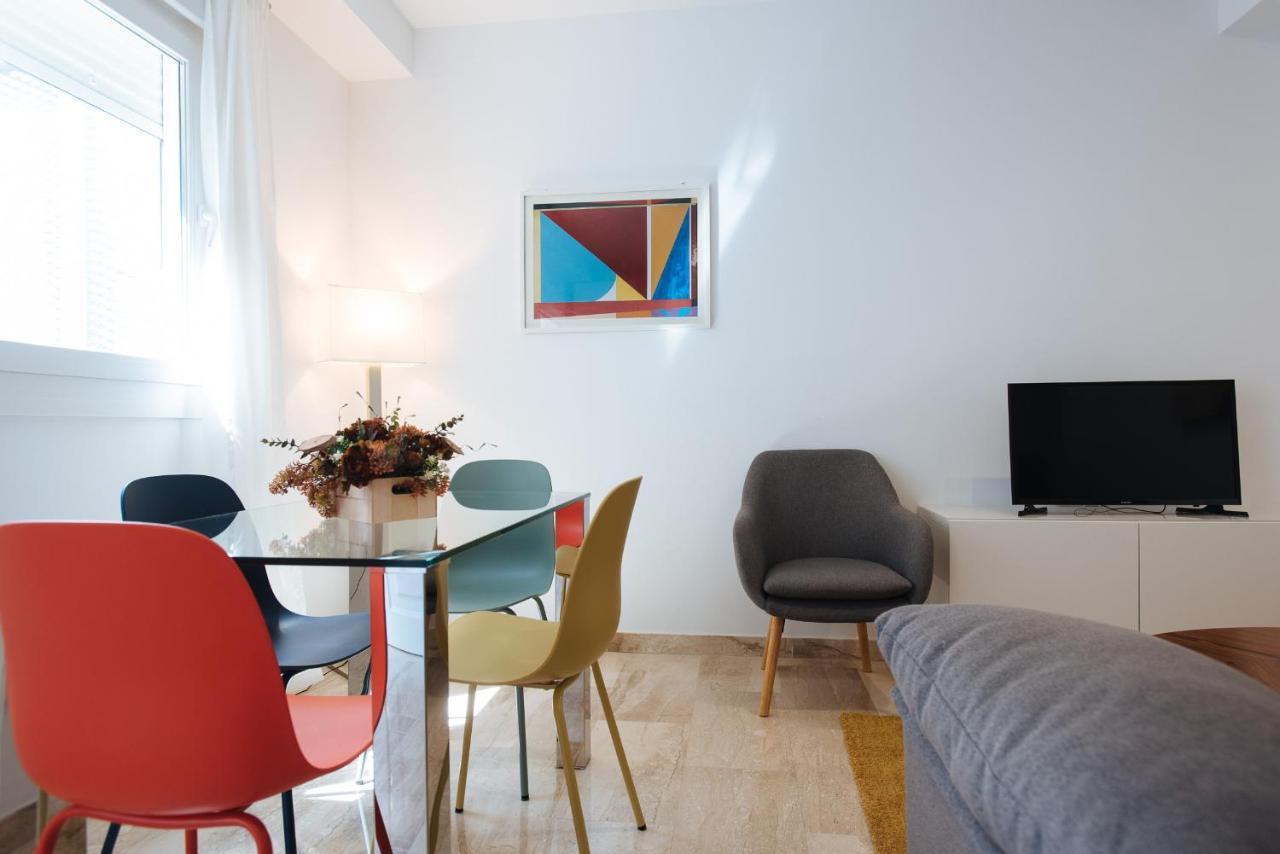 Апартаменты Triana Boutique Free Parking Севилья Экстерьер фото